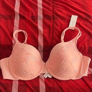 Natori NWT Pink Lace Elegant Floral Bra